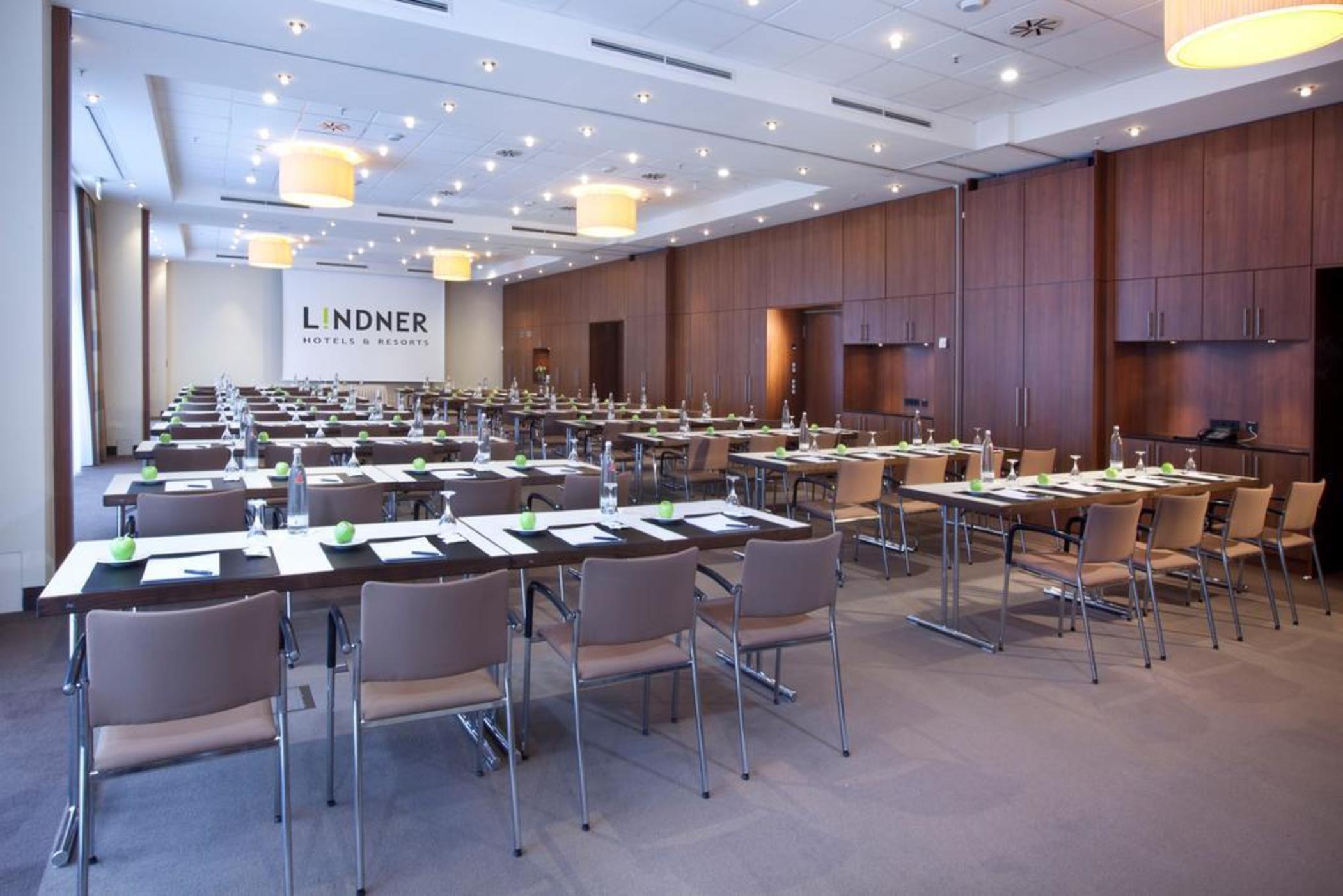 Lindner Hotel Hamburg Am Michel, Part Of Jdv By Hyatt Luaran gambar